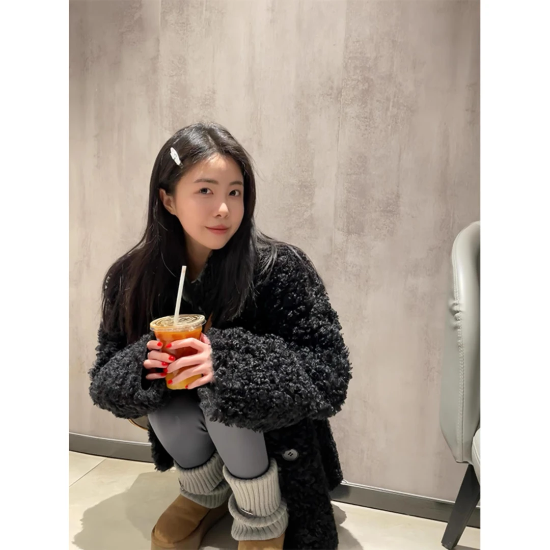 黑色加绒加厚羊羔毛外套女秋冬2024新款宽松超好看毛绒摇粒绒大衣