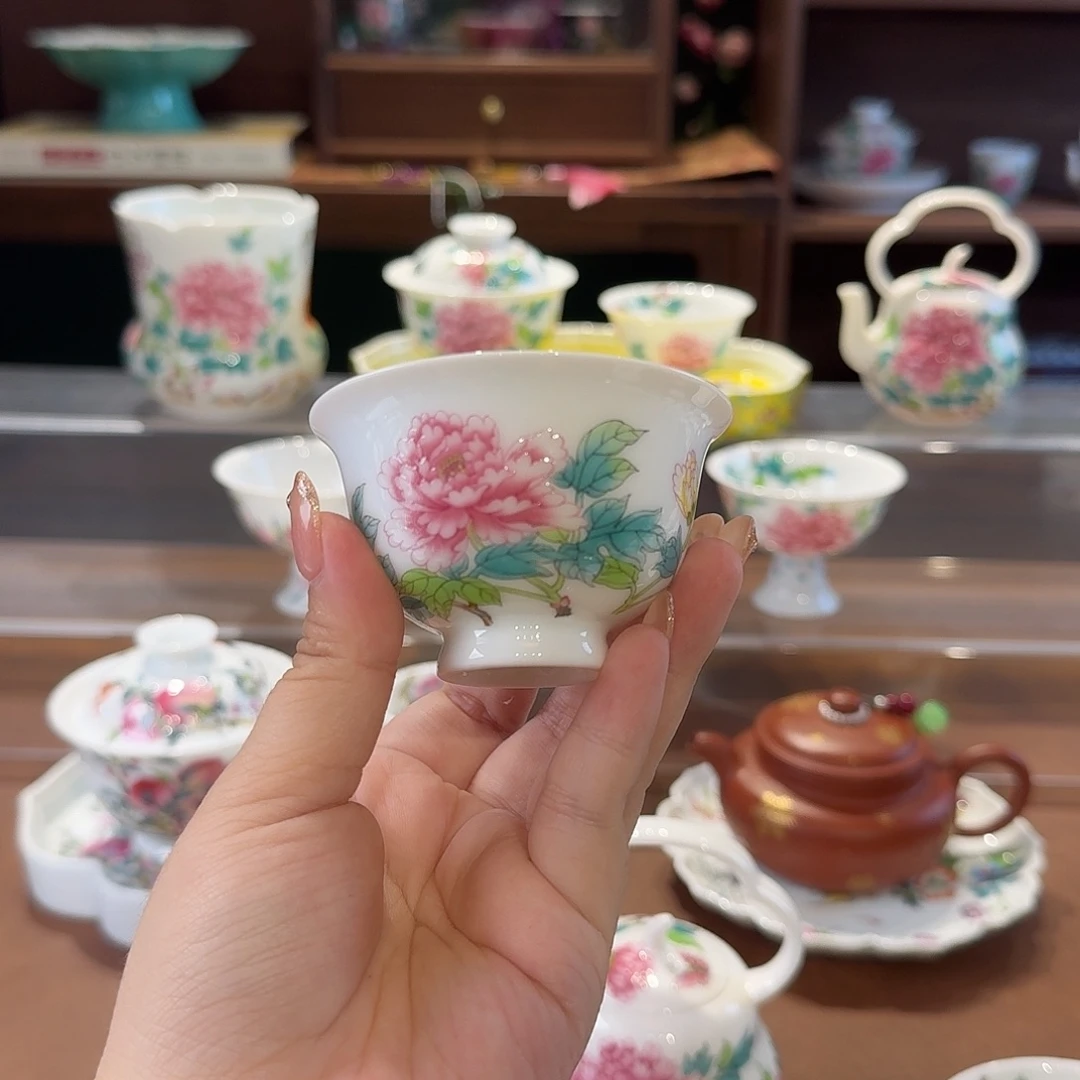 珐琅彩主人杯杯茶具等
