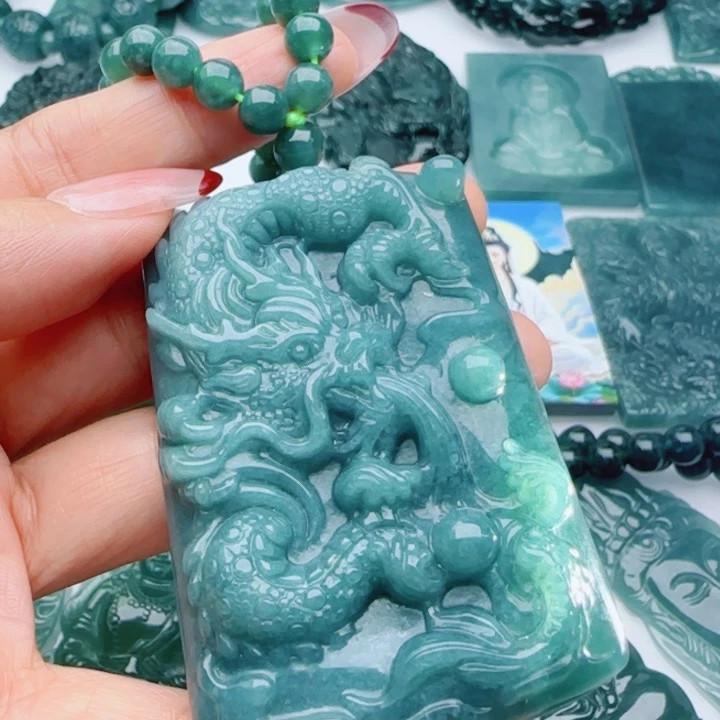 翡翠未镶嵌颈饰多样性发货天然A货翡翠