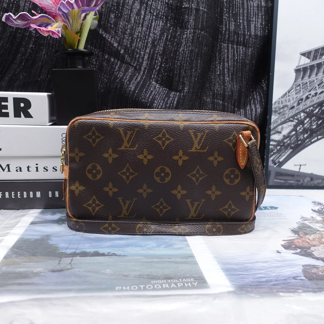 95新 LouisVuitton/路易威登 单肩包/T20288561