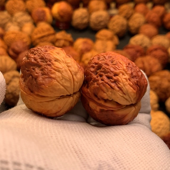 文玩核桃吊坠27………