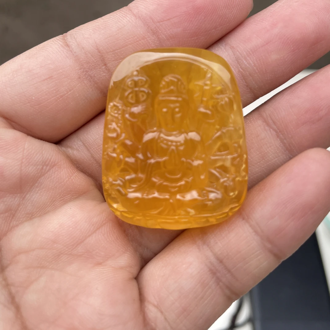 天然俄料琥珀蜜蜡千手观音守护神本命佛14.32g39.2/31.5/16㎜