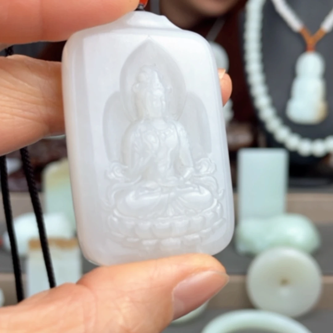 【闪购商品】颈饰未镶嵌和田玉