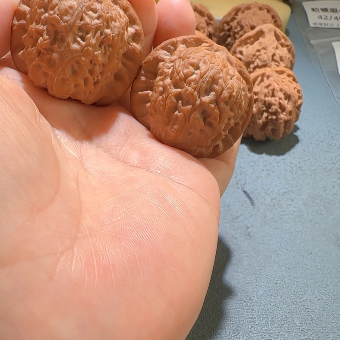 文玩核桃把件血麒麟39.5