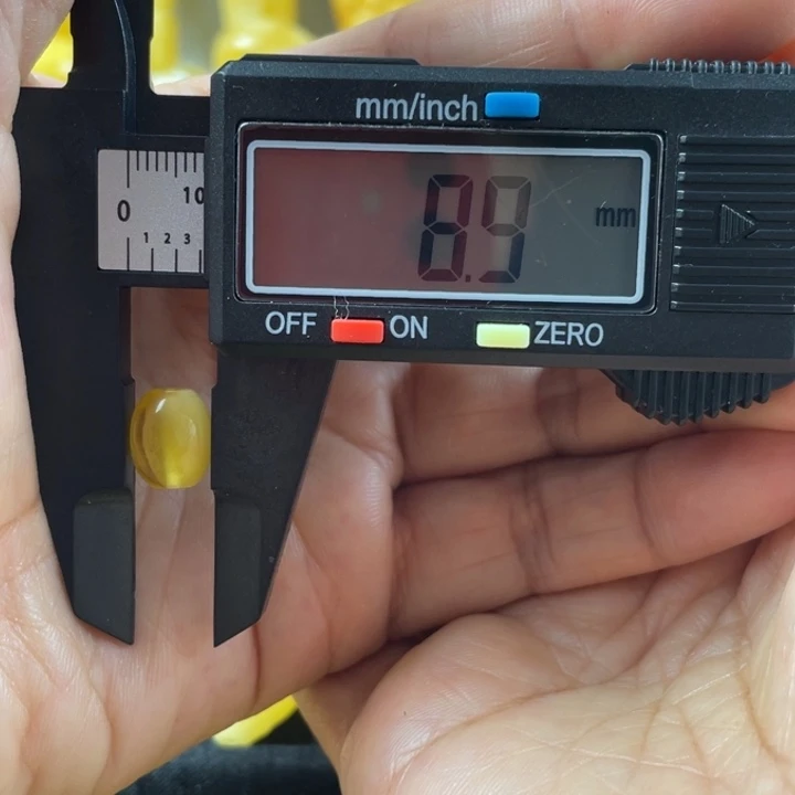 琥珀未镶嵌裸石12杂