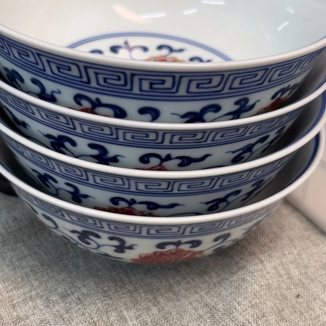 低**奶景德镇陶瓷釉里红