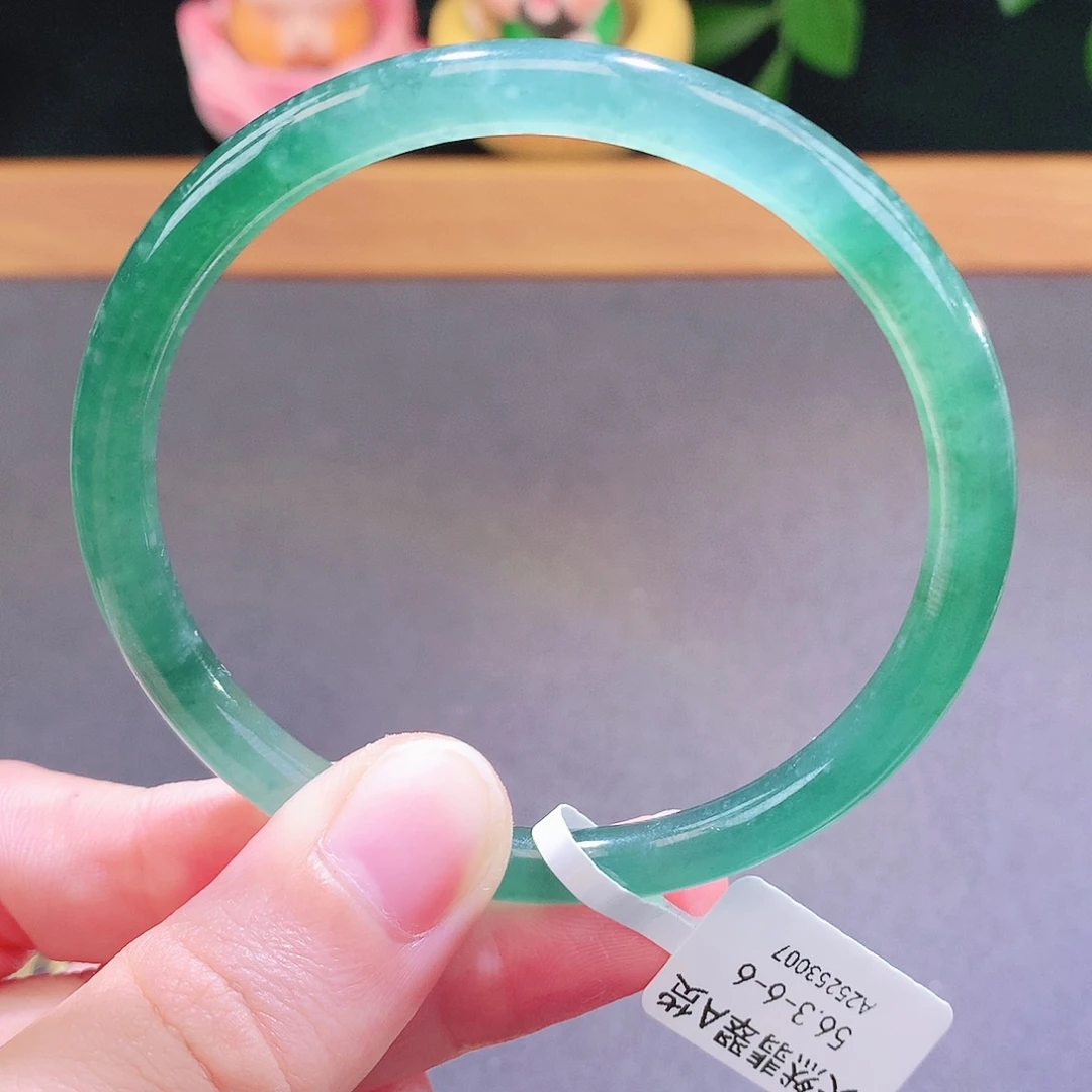 翡翠未镶嵌手镯天然翡翠