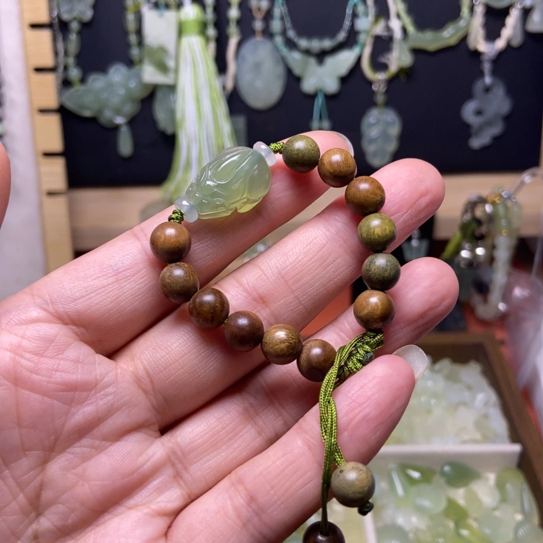 未镶嵌蛇纹石玉岫玉