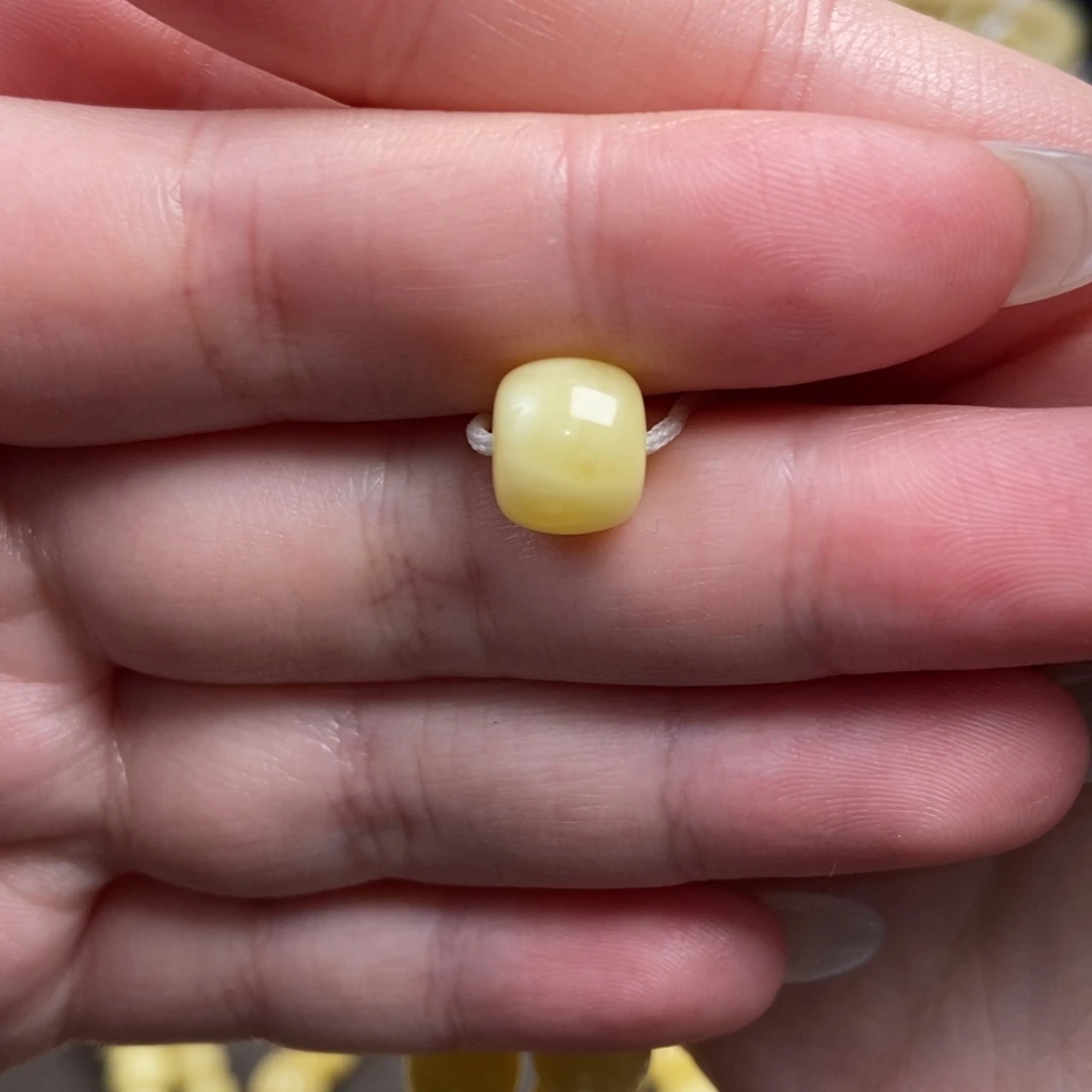 琥珀未镶嵌珠宝奇石9