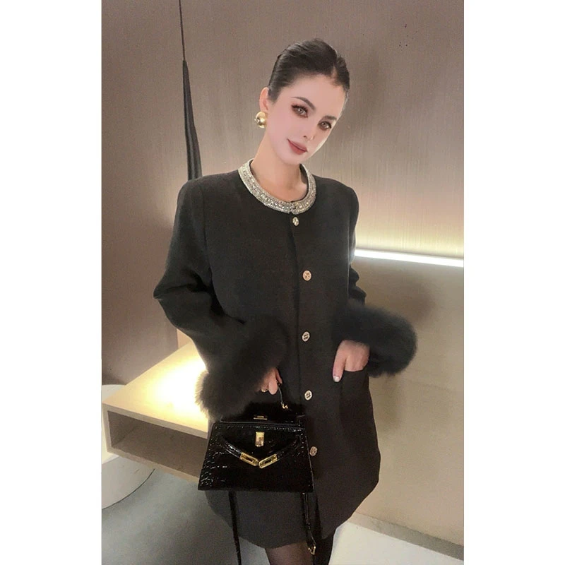 (特价)重工毛毛袖拼接羽绒服外套WT30225