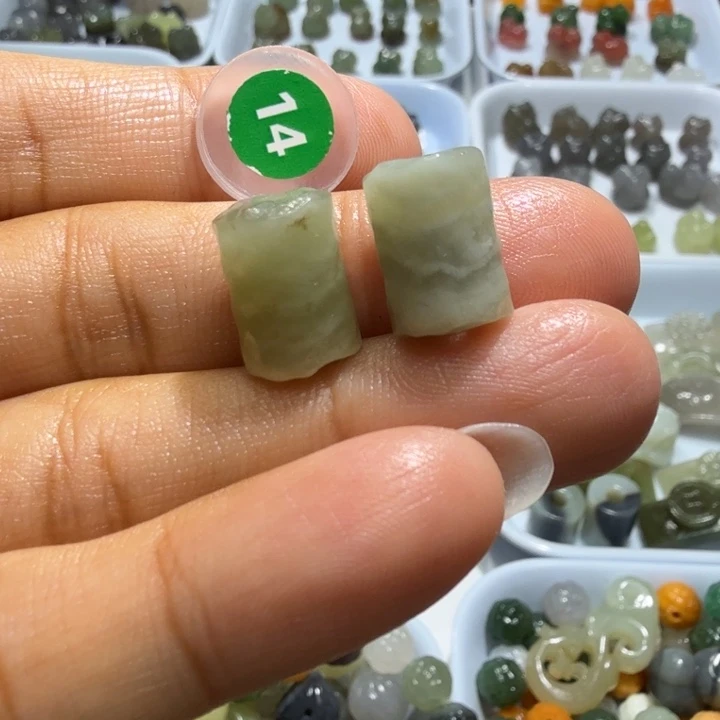 未镶嵌和田玉珠宝半成品