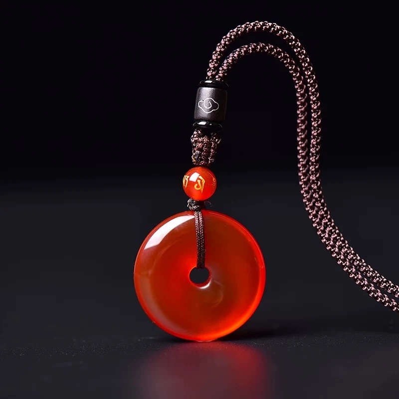 (30mm)天然红玛瑙平安扣吊坠女款项链红色百搭民族风精美项坠