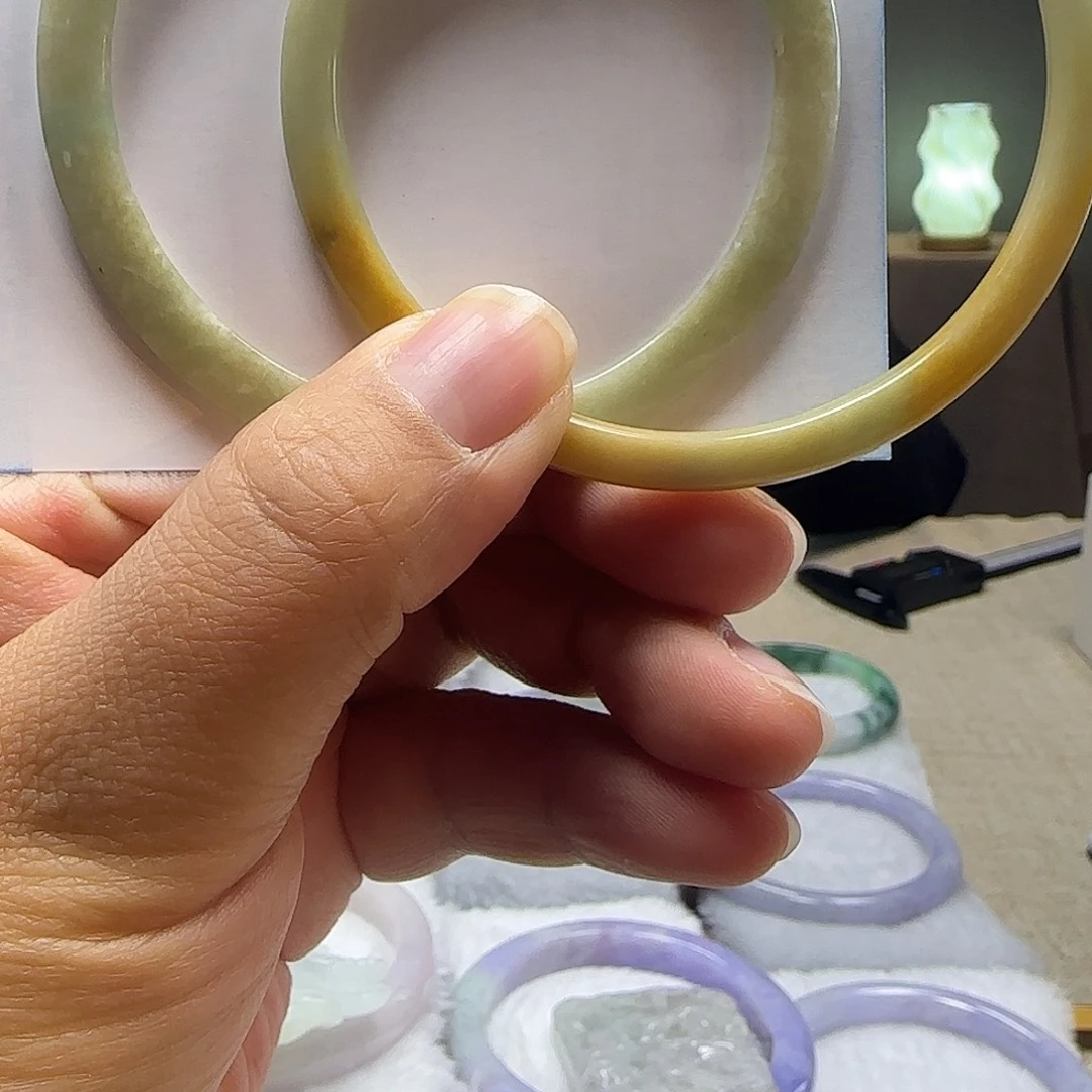 翡翠未镶嵌颈饰62圈翡翠小叮铛