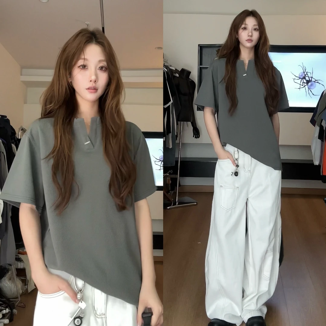 【慌慌】夏季简约款V领老钱风夏季纯色宽松T恤上衣Z32