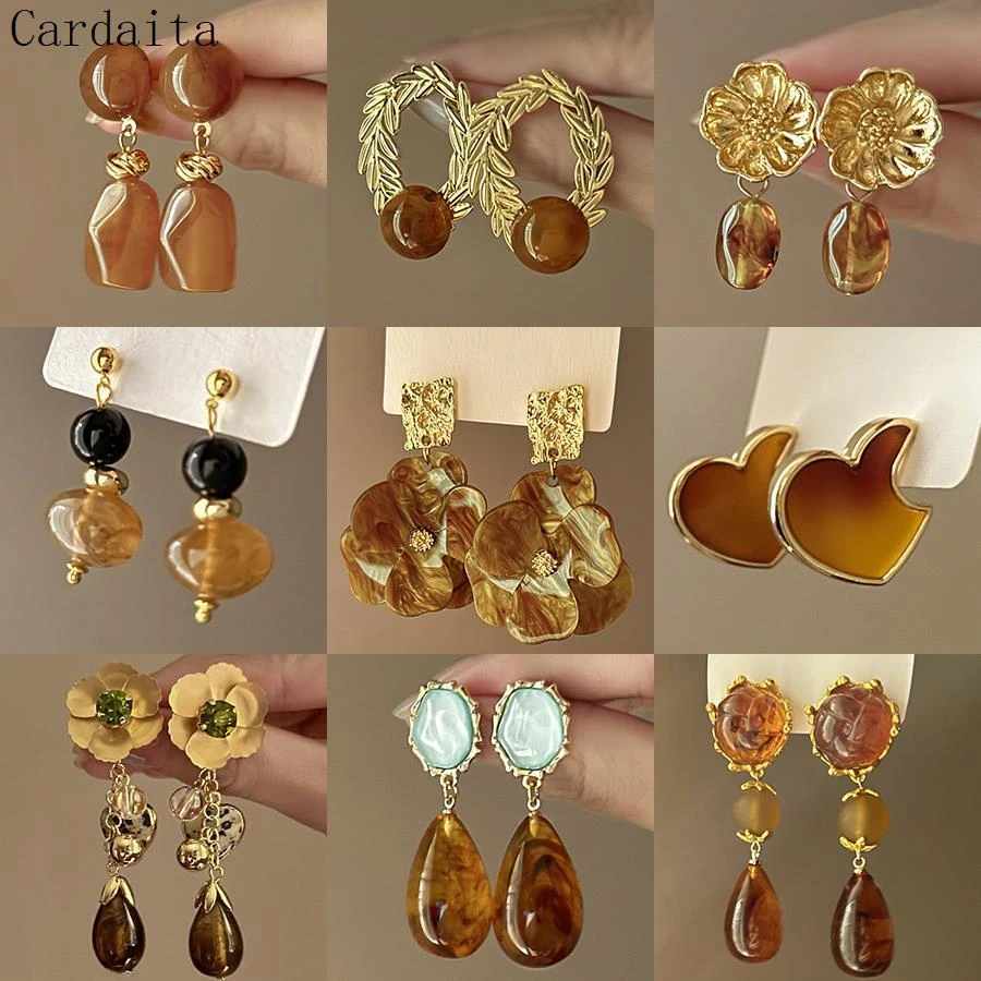 铜合金锆石耳饰 美拉德风咖色百搭爱心耳钉饰品时尚气质耳环复古i