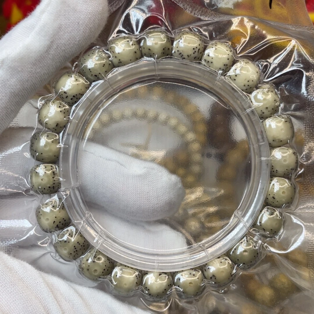 星月菩提手串石玉料10瓷白底月大留白