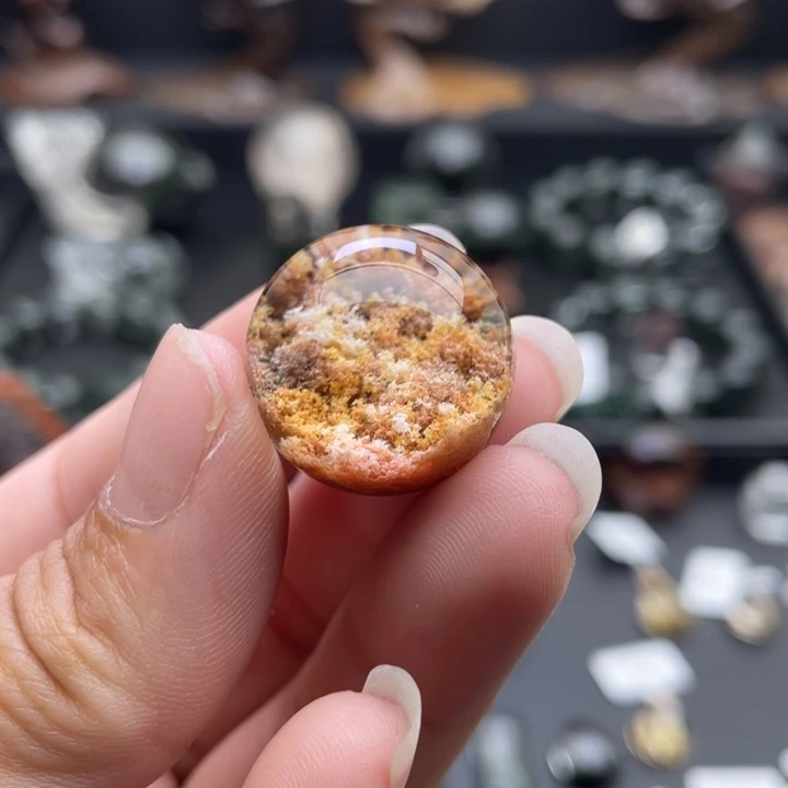 亚***家颈饰未镶嵌水晶黄幽灵吊坠定制