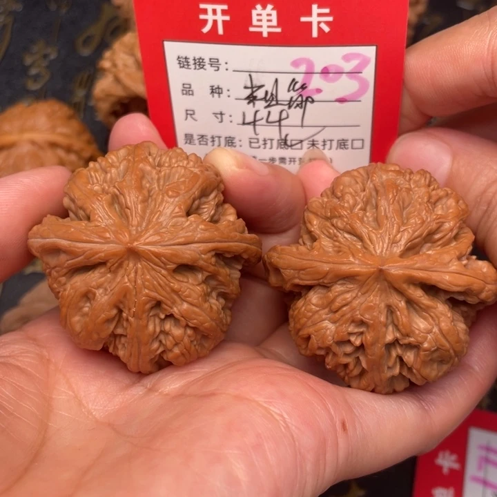吊坠桃核文玩的好