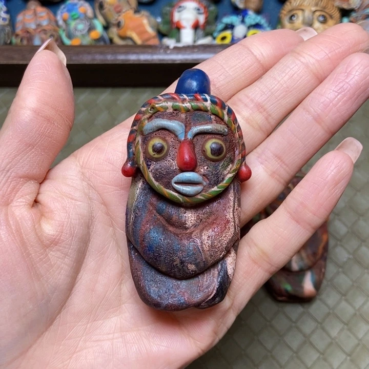 琉璃颈饰琉璃娃娃