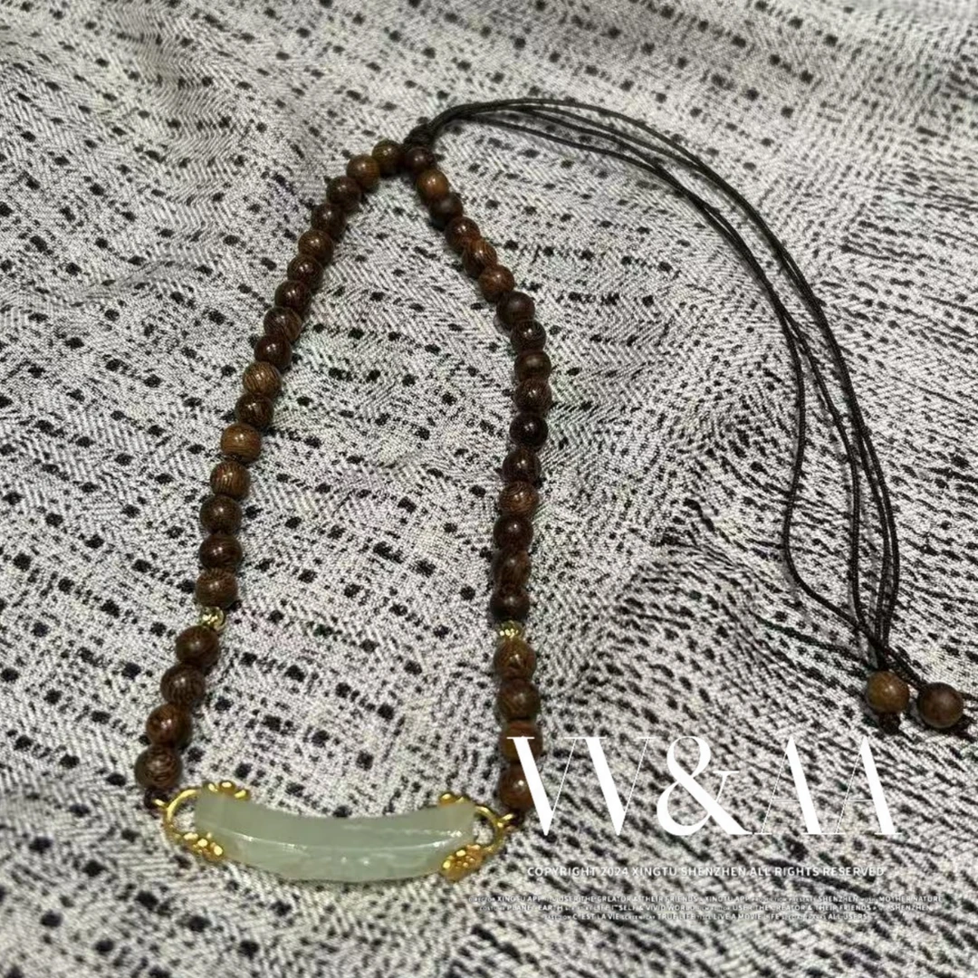 非金属木质项链 VV&AA 新款新中式拼接设计串珠小众项链 SP4164
