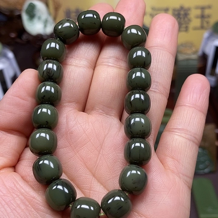 岫岩老玉（透闪石质玉）析木未镶嵌卡*