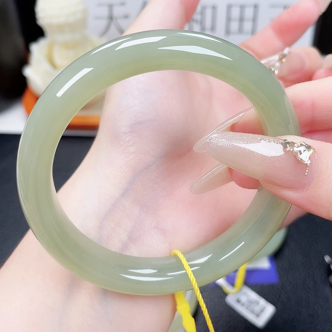 和田玉未镶嵌手镯5960