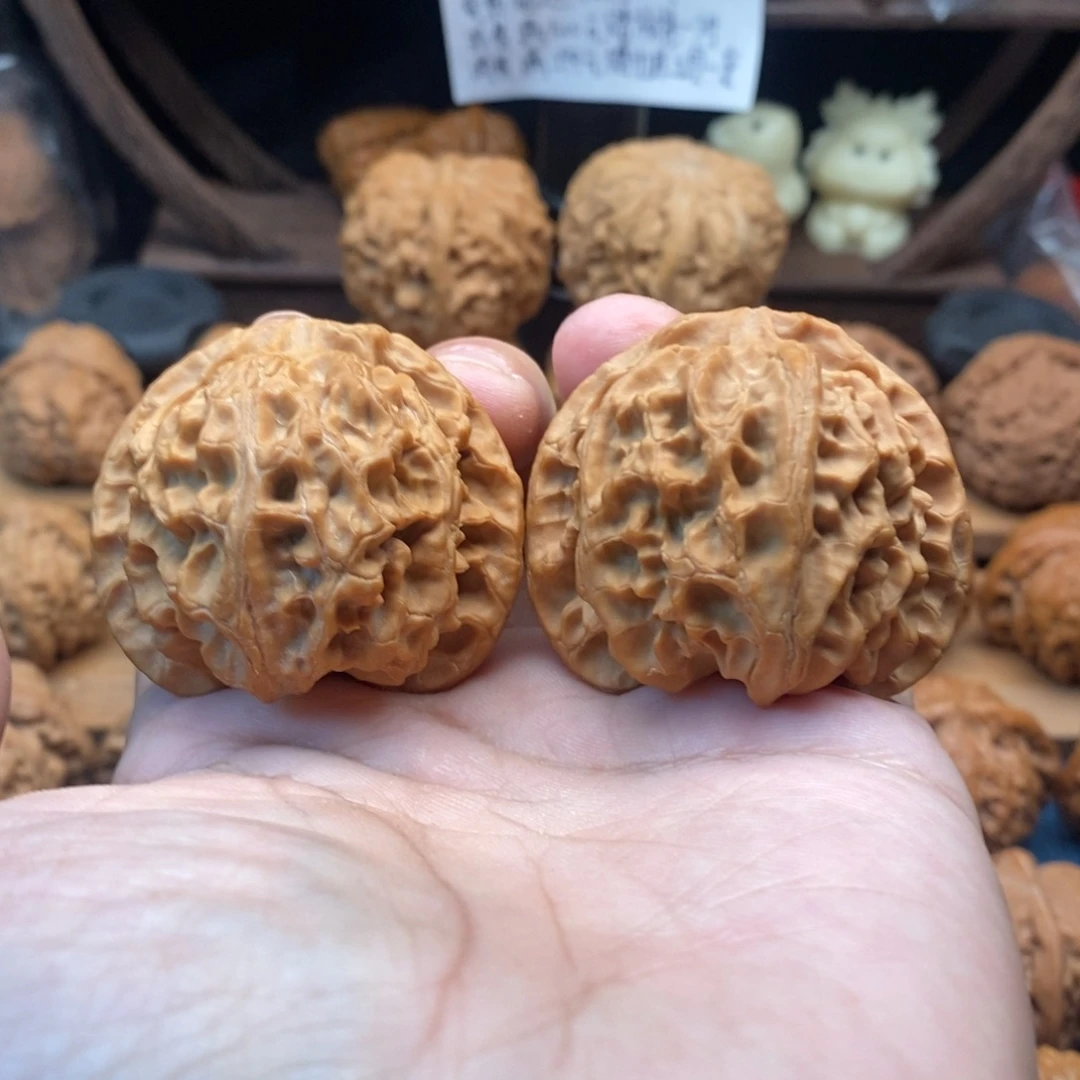 文玩核桃把件46苹果园