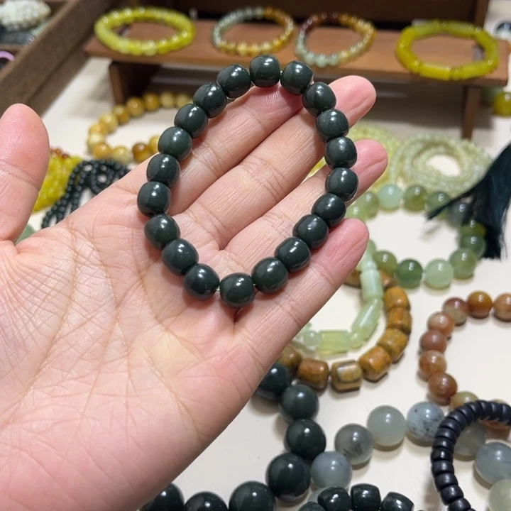 和田玉未镶嵌手链卡9乘10