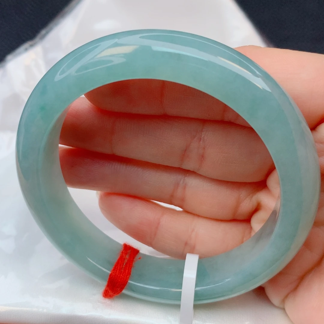 翡翠未镶嵌手镯53-54糯冰蓝底