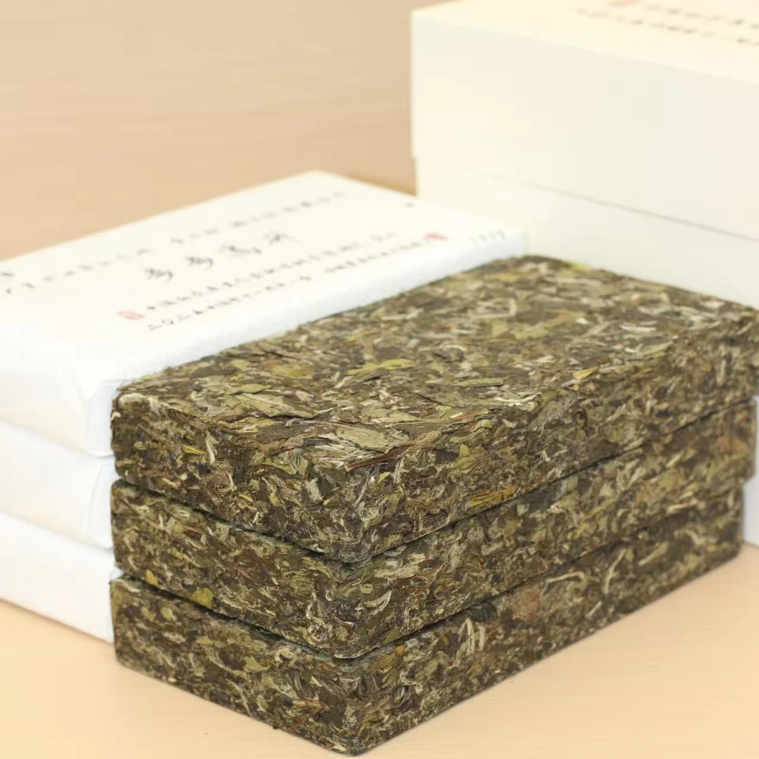 【超紧压系列】步步高升2025年磻溪黄冈一级春寿眉 500g 重磅紧压砖