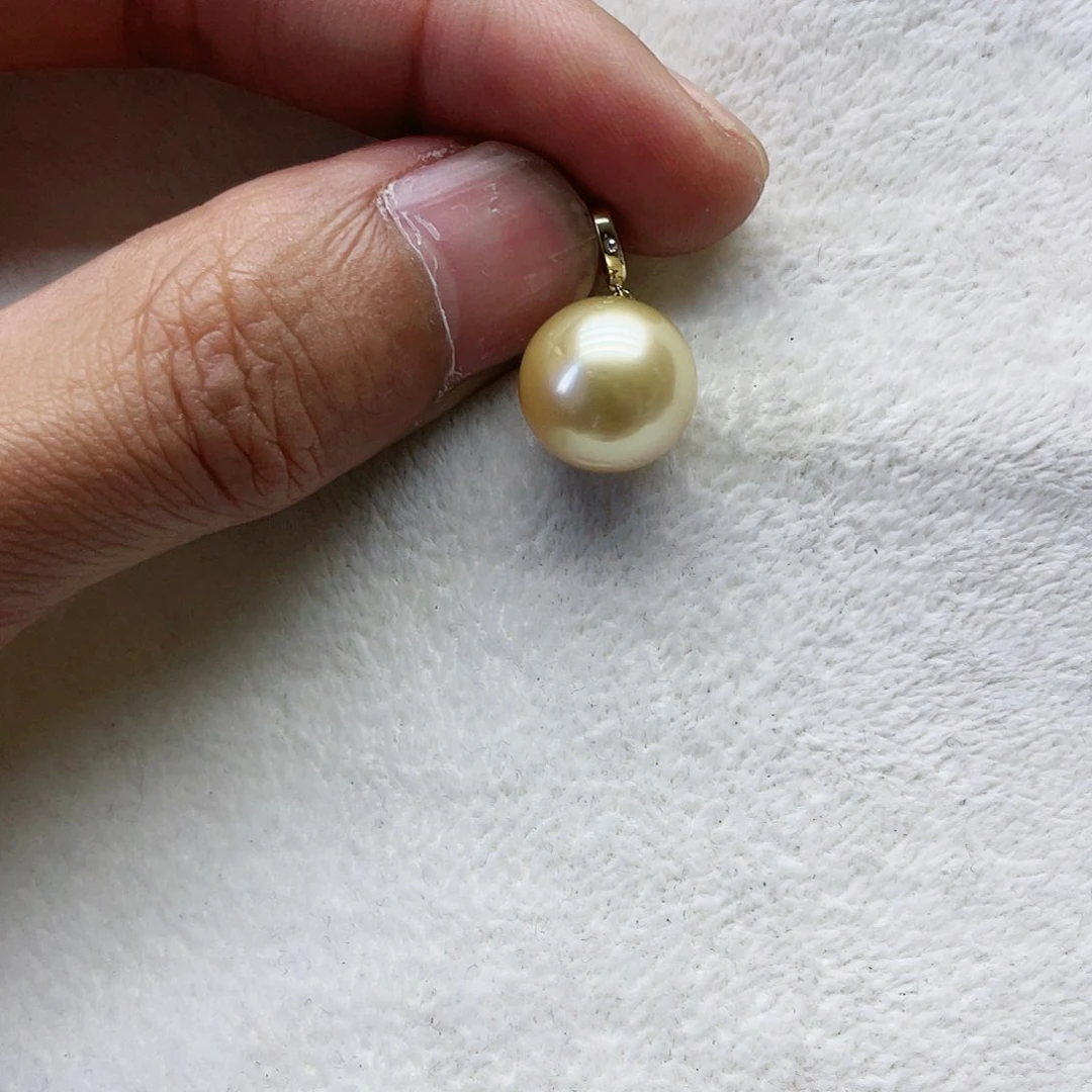 海水珍珠颈饰18K金镶嵌