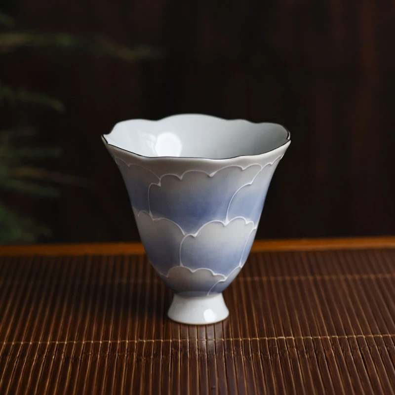 纳兰 天空蓝花口高足杯(70ml)（Q4787）