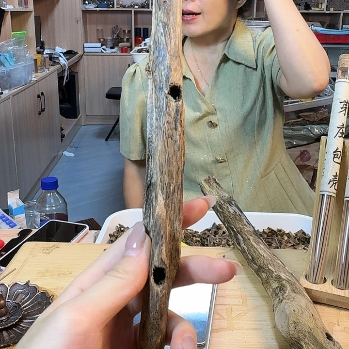 沉香28克奇楠原材料