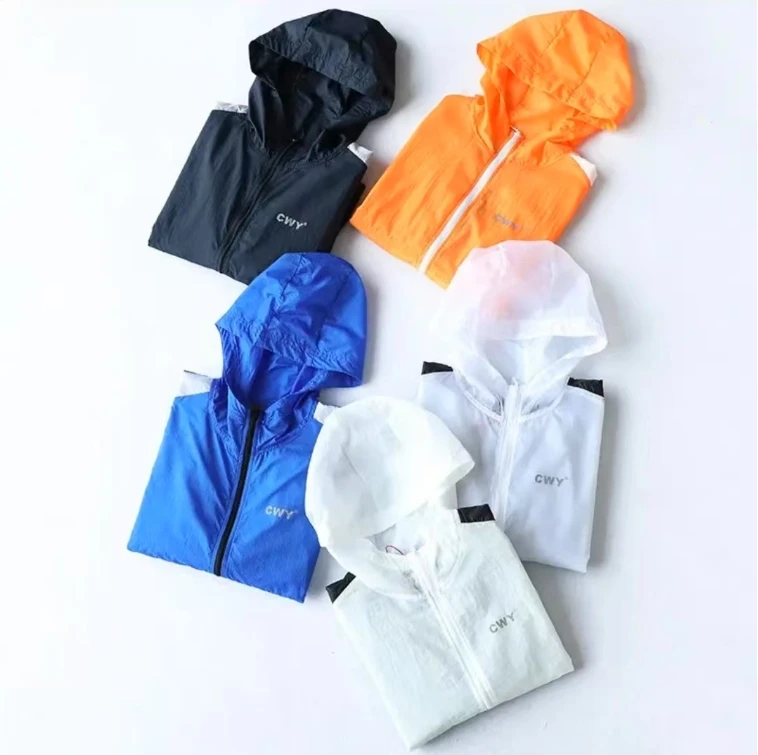 女款轻薄透气户外夹克皮肤衣夏长袖外套休闲运动连帽防晒衣 8152