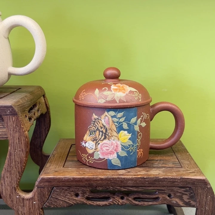 茶壶紫砂紫砂的手工制作工艺也非常
