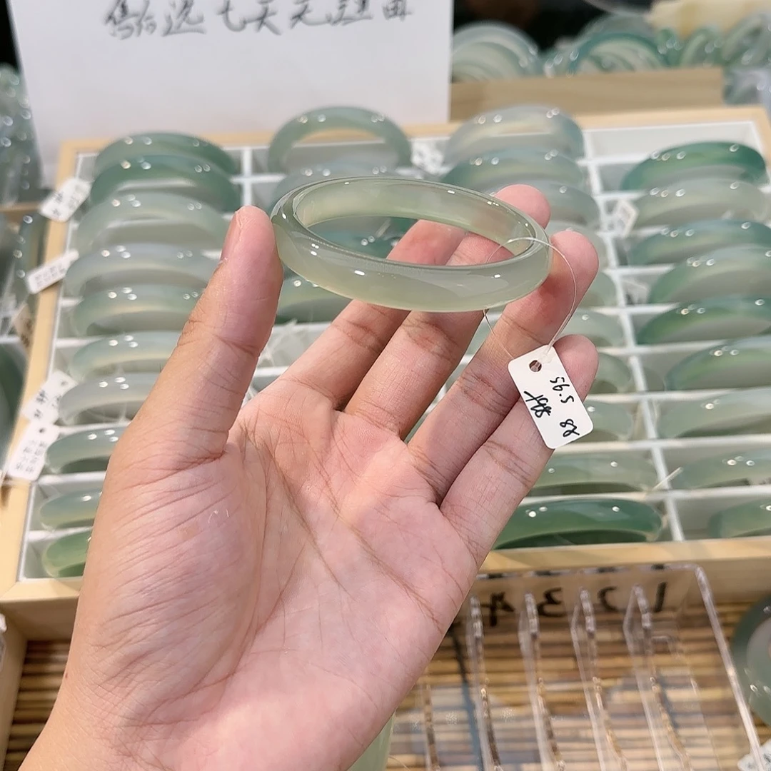 手镯玛瑙/玉髓未镶嵌圈口56.5