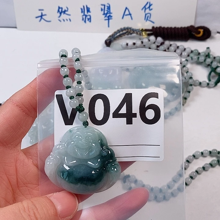 翡翠颈饰未镶嵌天然