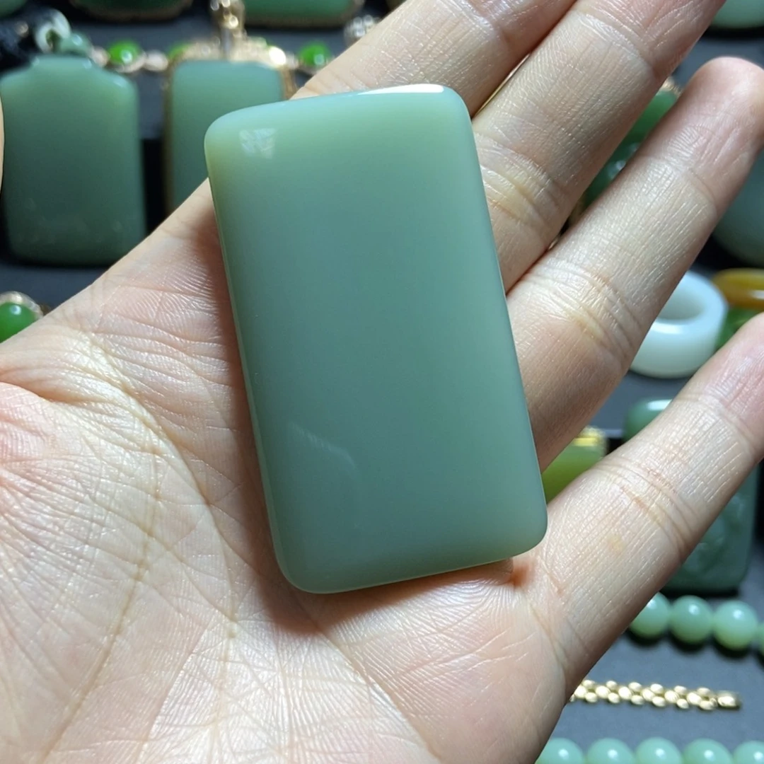 颈饰未镶嵌和田玉用****1