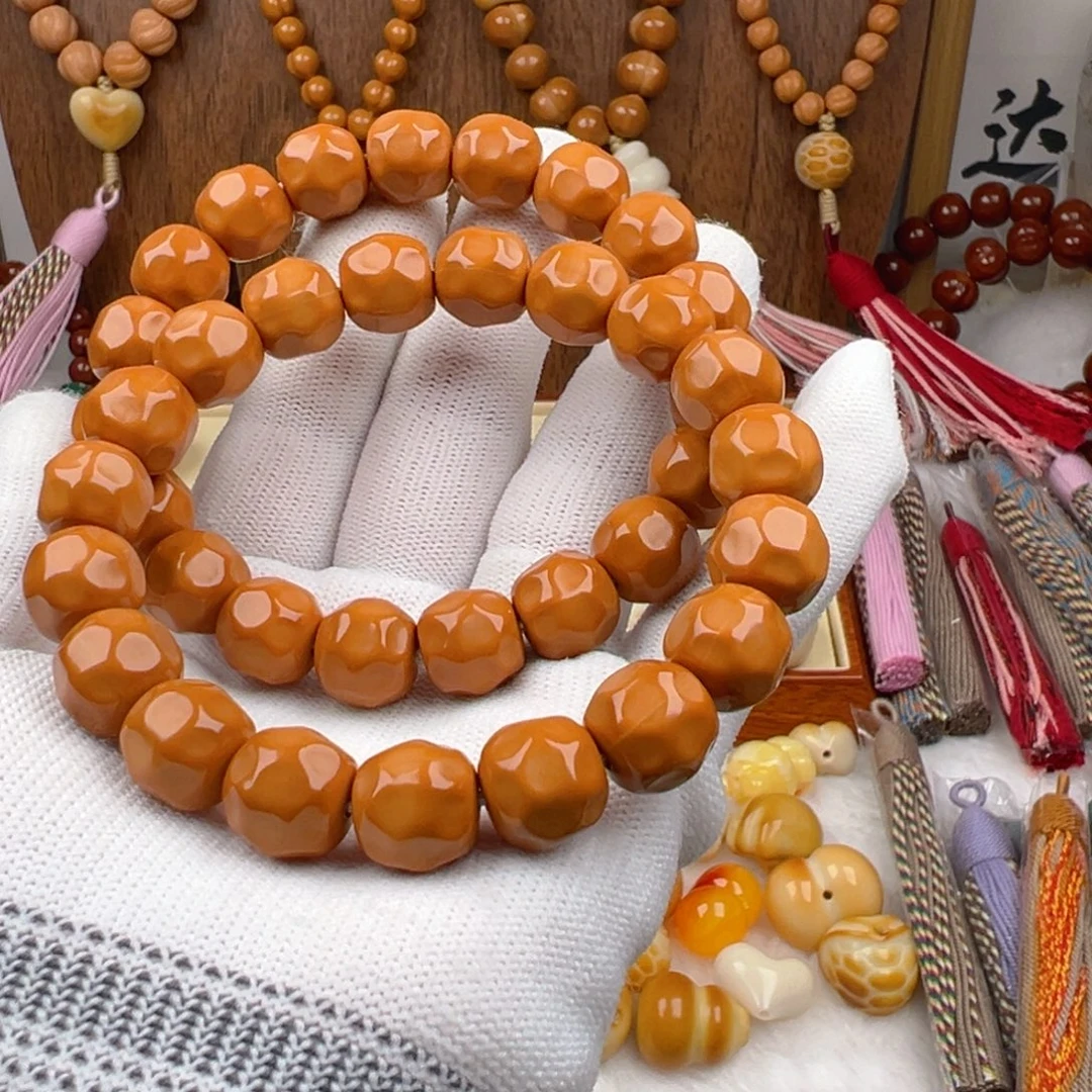 一***ﾉ手串猴头核桃大奶酪