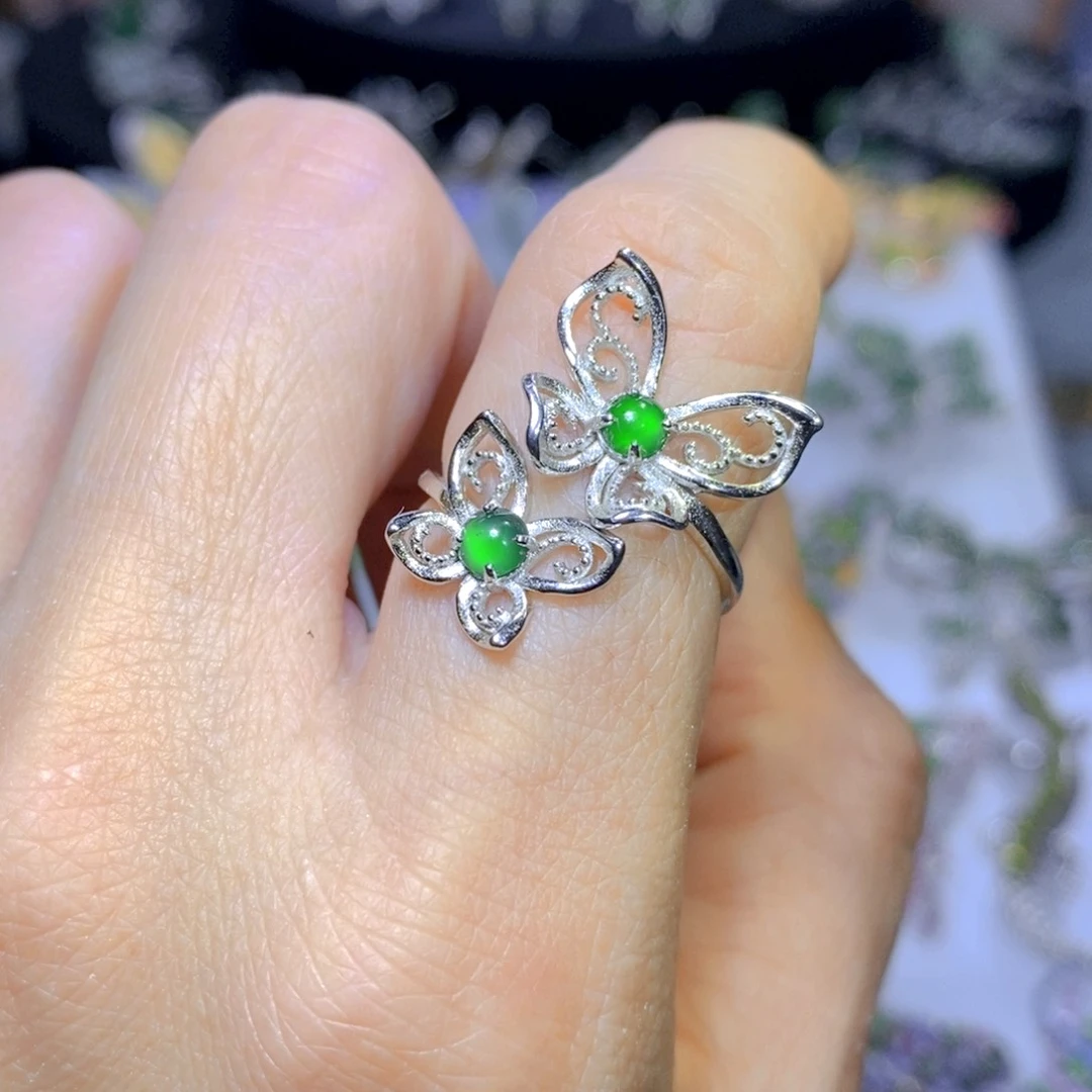 翡翠颈饰银S925镶嵌天然翡翠