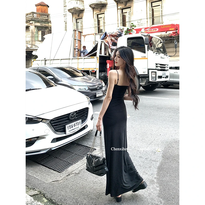 何晨曦 铜氨针织吊带连衣裙春季弹性修身显瘦内搭纯欲裙子T0818Q