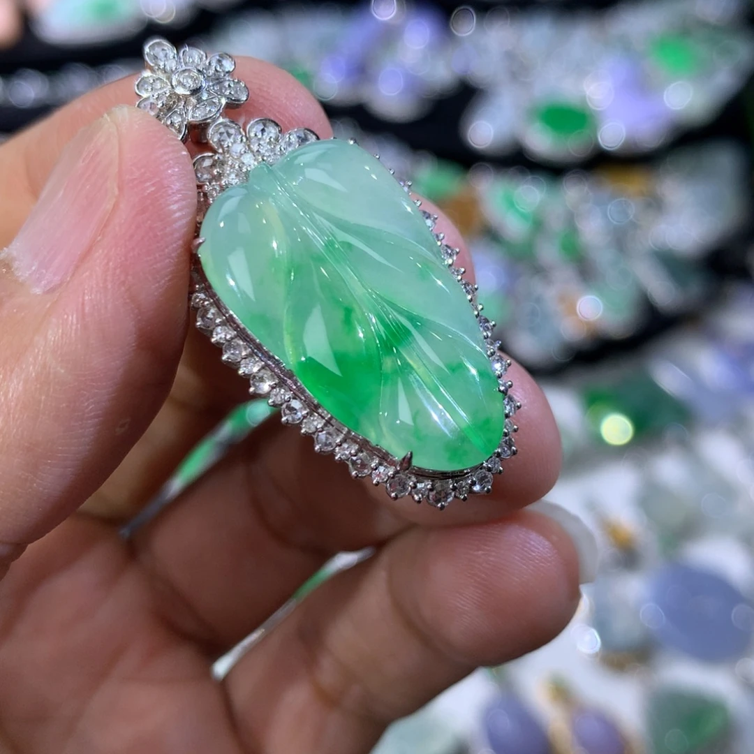 翡翠18K金镶嵌吊坠(不含链)