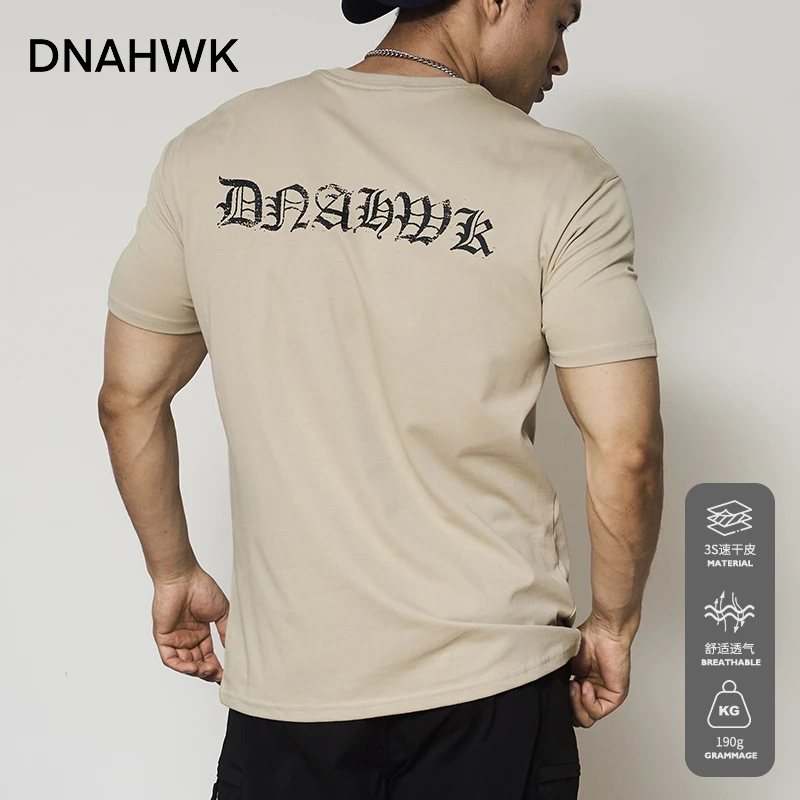 DNAHWK复古美式哥特花体3S速干透气健身显大复古短袖t恤修身圆领