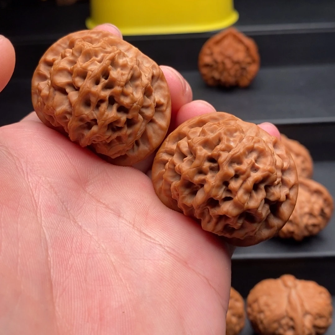 文玩核桃把件42秦闷