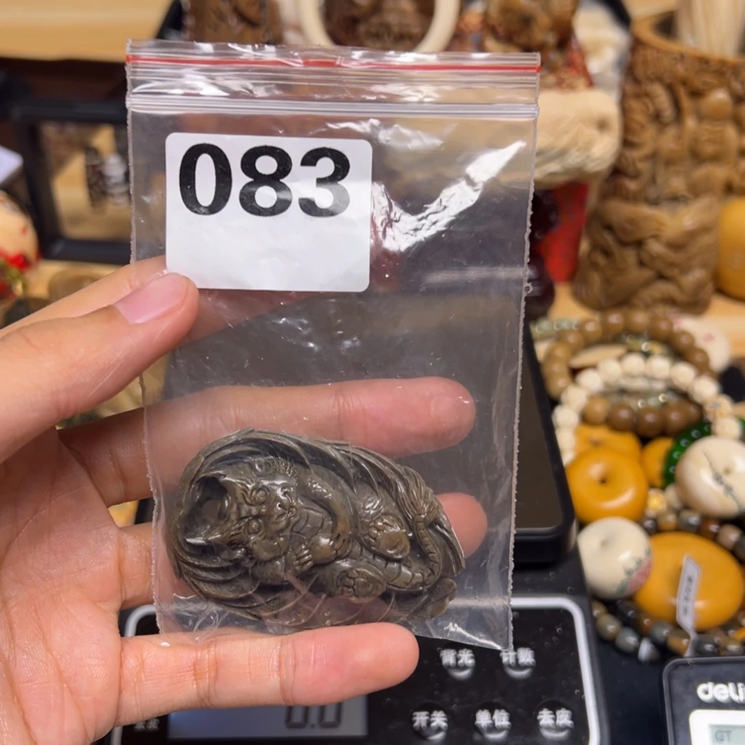 天然猛犸象牙瑕疵品