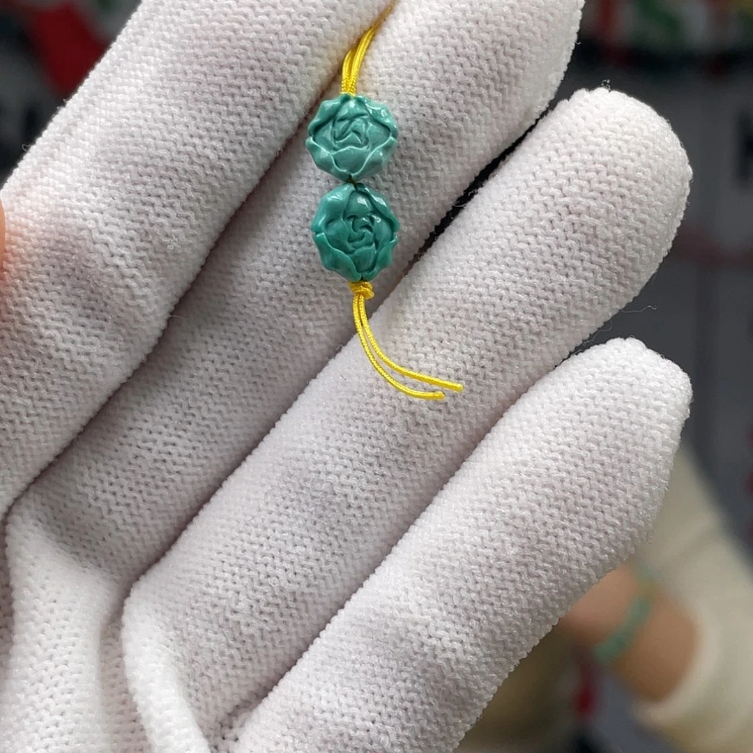 绿松石未镶嵌挂件