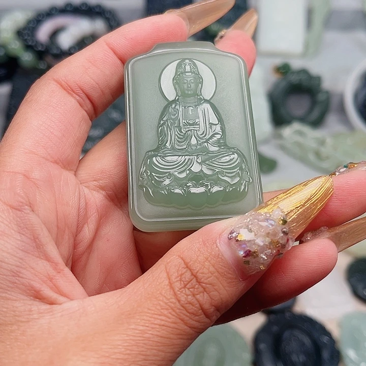 风***动颈饰未镶嵌和田玉