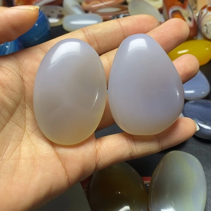 手***刻玛瑙/玉髓未镶嵌颈饰