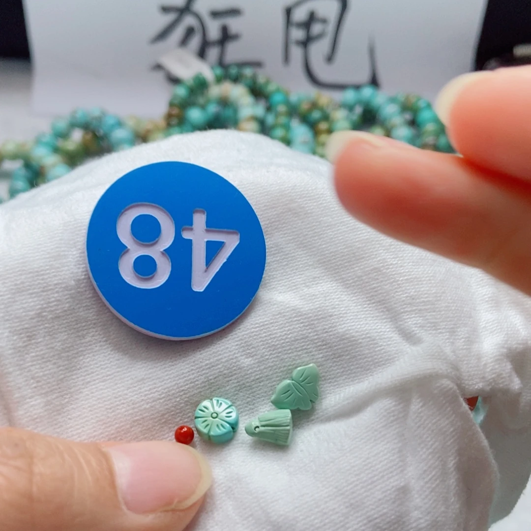 南红玛瑙未镶嵌珠宝奇石