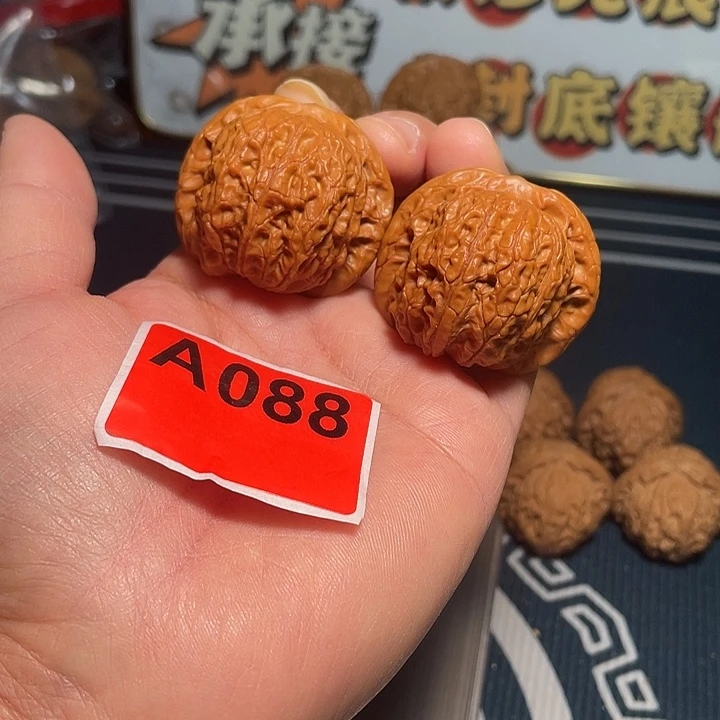 吊坠文玩核桃39血麒麟打好底尖修